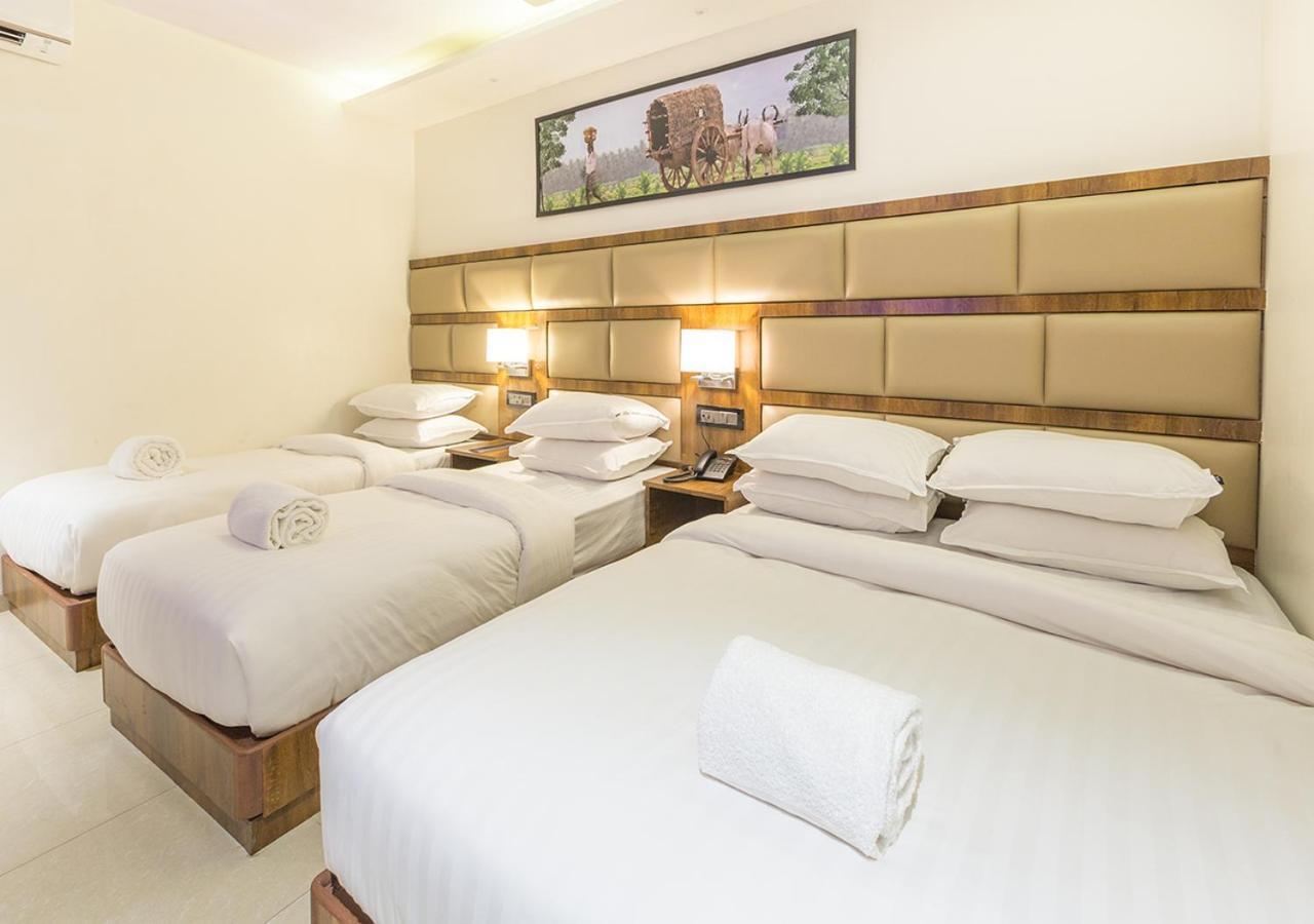 Aura One Hotel Kochi Екстериор снимка